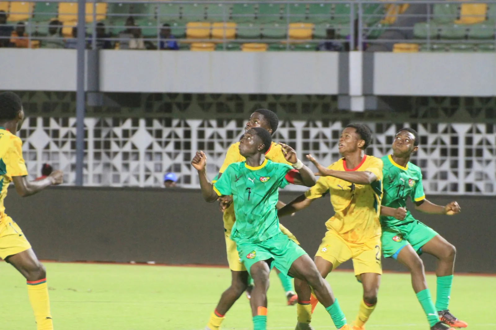 Tournoi UFOA B U17 : Entame manquée des Eperviers cadets 