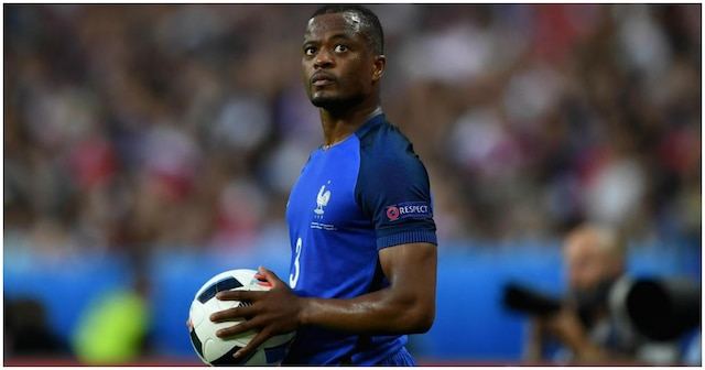 Foot: Patrice évra regrette le choix de la France
