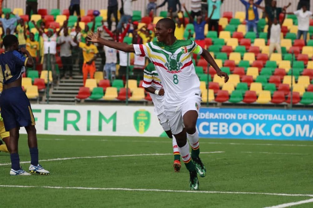 UFOA-A U17: Les Aiglonnets survolent le Cap vert