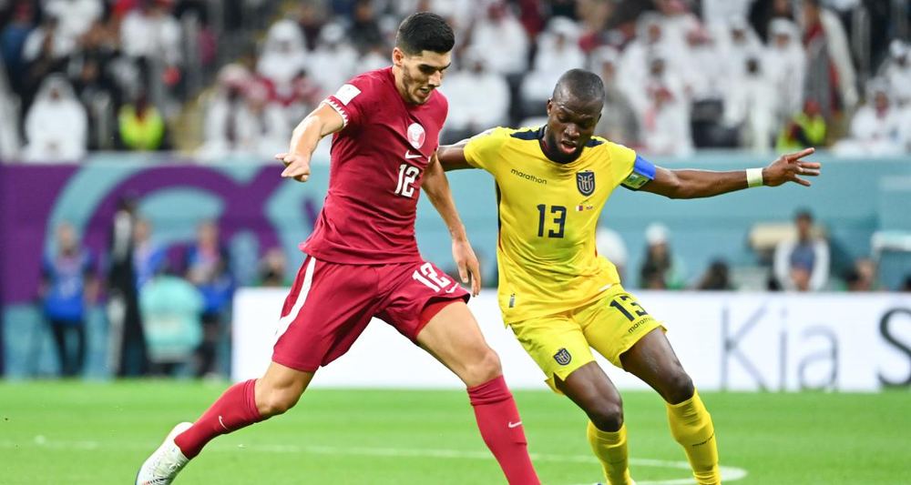 Mondial 2022 : Le Qatar mord la poussière d'entrée