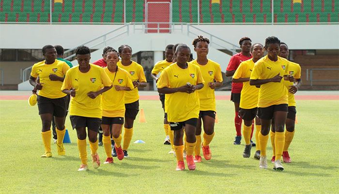 UFOA B U20 (F) : Les filles togolaises en stage