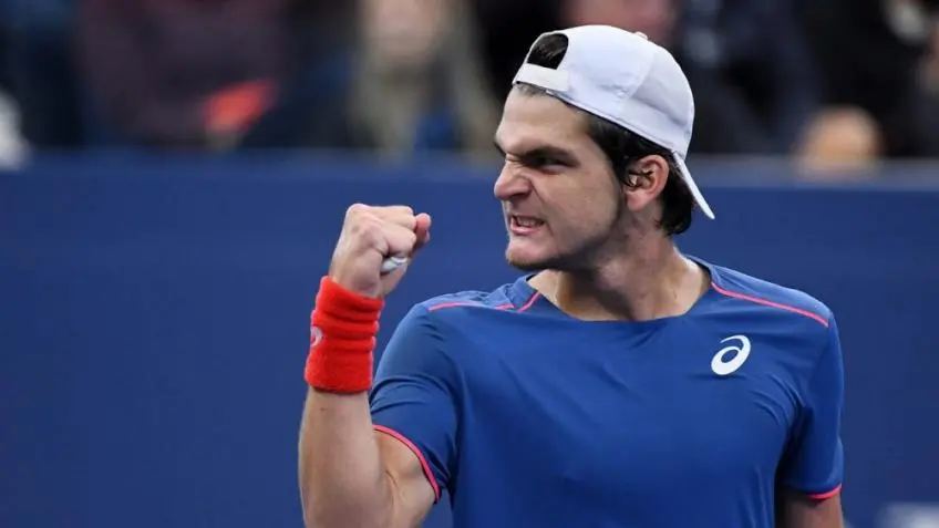 Roland-Garros : Seyboth Wild écarte Medvedev
