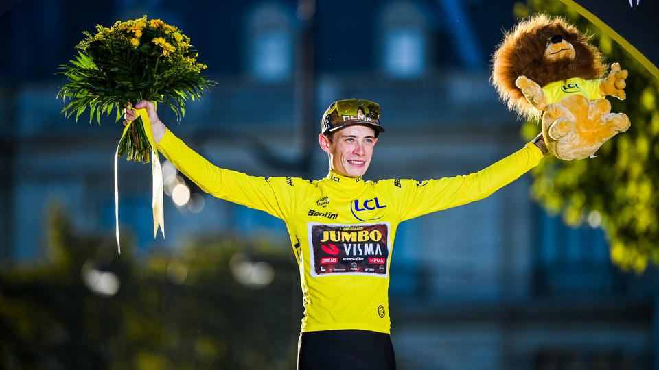 Cyclisme: Vingegaard trône sur la grande boucle