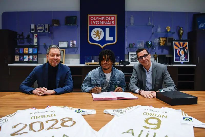 Mercato : Gift Orban signe à Lyon en France