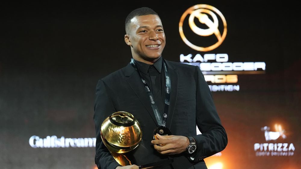 Globe Soccer Awards : Kylian Mbappe sacré
