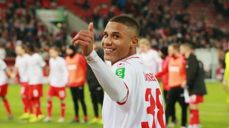 Mercato : Galatasaray convoite Ismail Jakobs