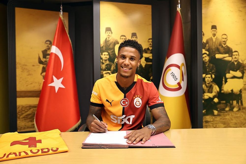 Mercato : Ismail Jakobs prêté à Galatasaray