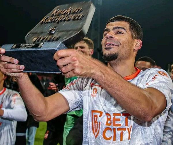 Pays-bas : Amevor et Volendam champions de la mi-saison
