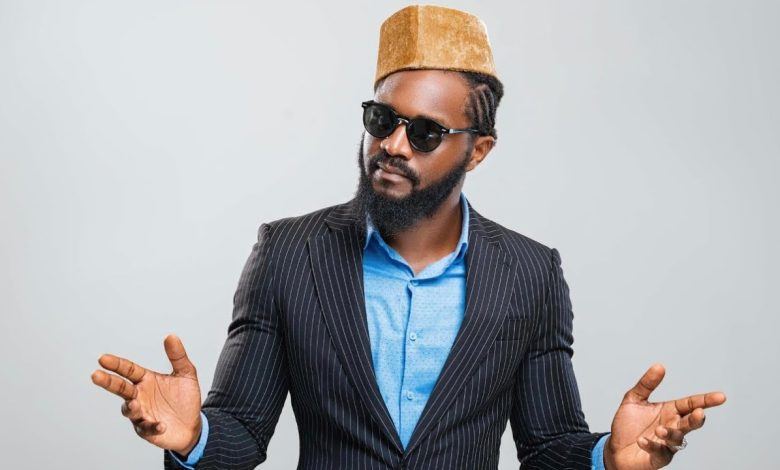 Togo showbiz : Aamron arrêté pour un punchline percutant
