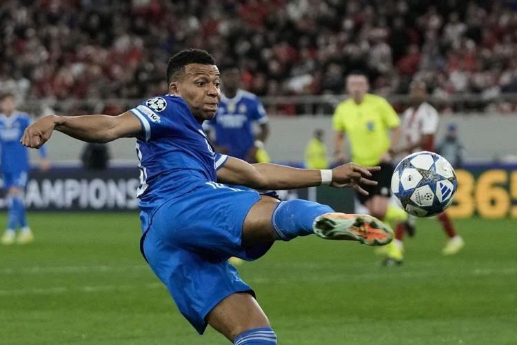 Ligue des Champions : Mbappé taille patron