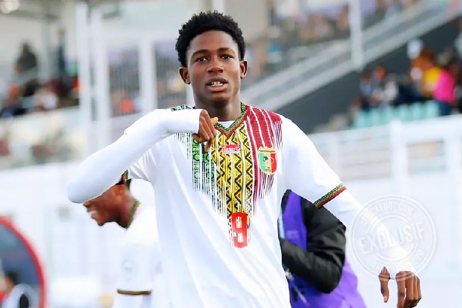 Mondial U17 : Raymond Bomba dans les esprits