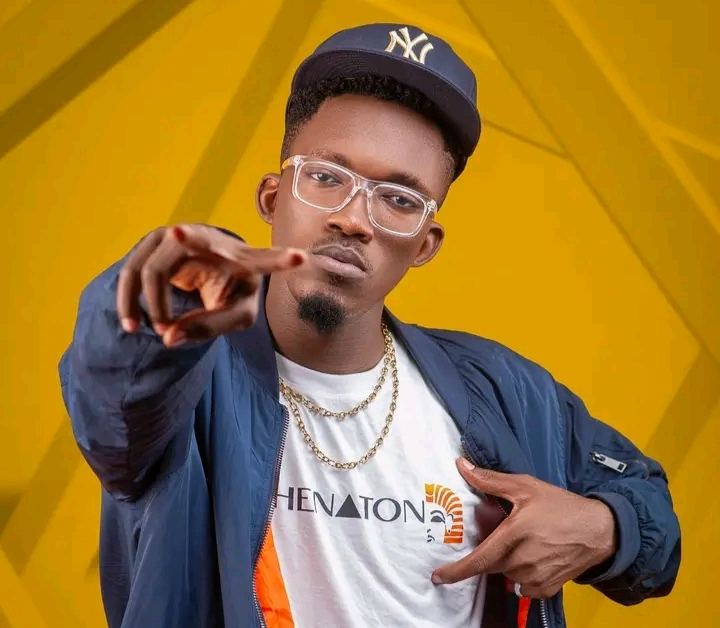 Showbiz : Akhe, la nouvelle pierre angulaire du rap togolais