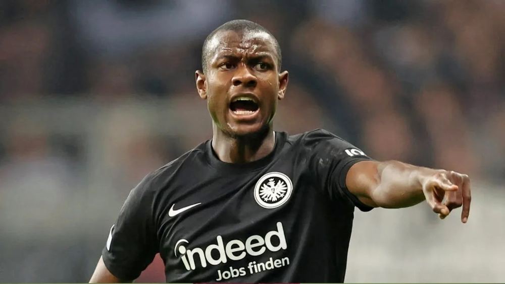 Mercato : La Juventus désire Evan Ndicka